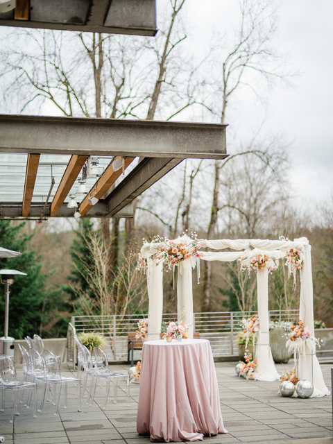 Wedding-and-Event-Lighting-by-LightSmiths-Seattle-Novelty-Hill-Januik-Winery