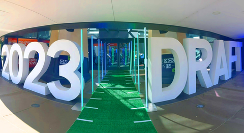 Astera-LED-Tunnel-by-LightSmiths-Seattle-Event-Lighting