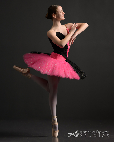 Pink ballet dancer costume. Express delivery