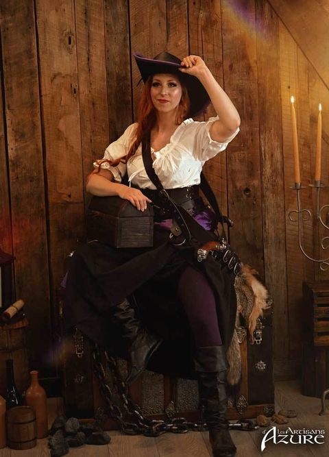 Captain Esmée Purplehat – Les Artisans d'Azure